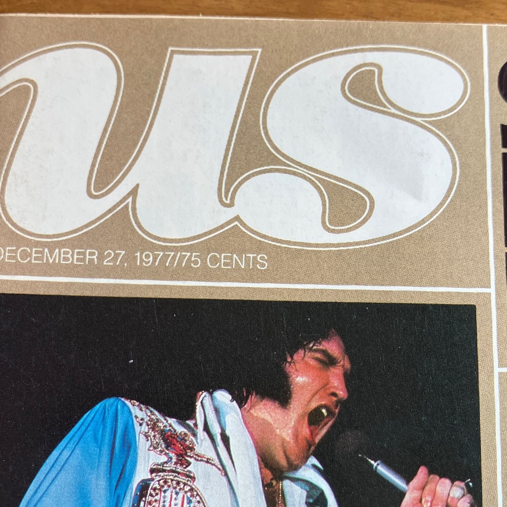 US Magazine Special Photo Issue - Beige & Multicolor Cover - Picture 2 of 5